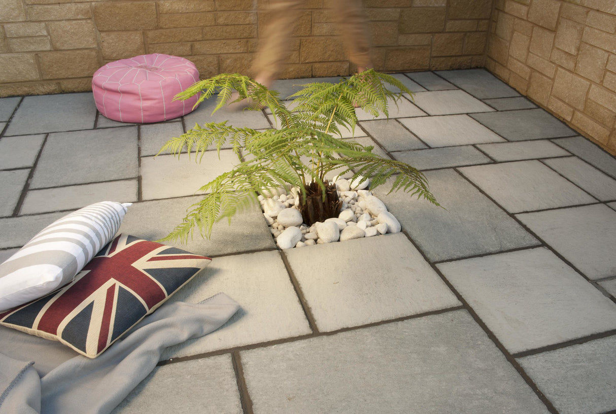 Lakeland Patio Paving Kit 5.76m2