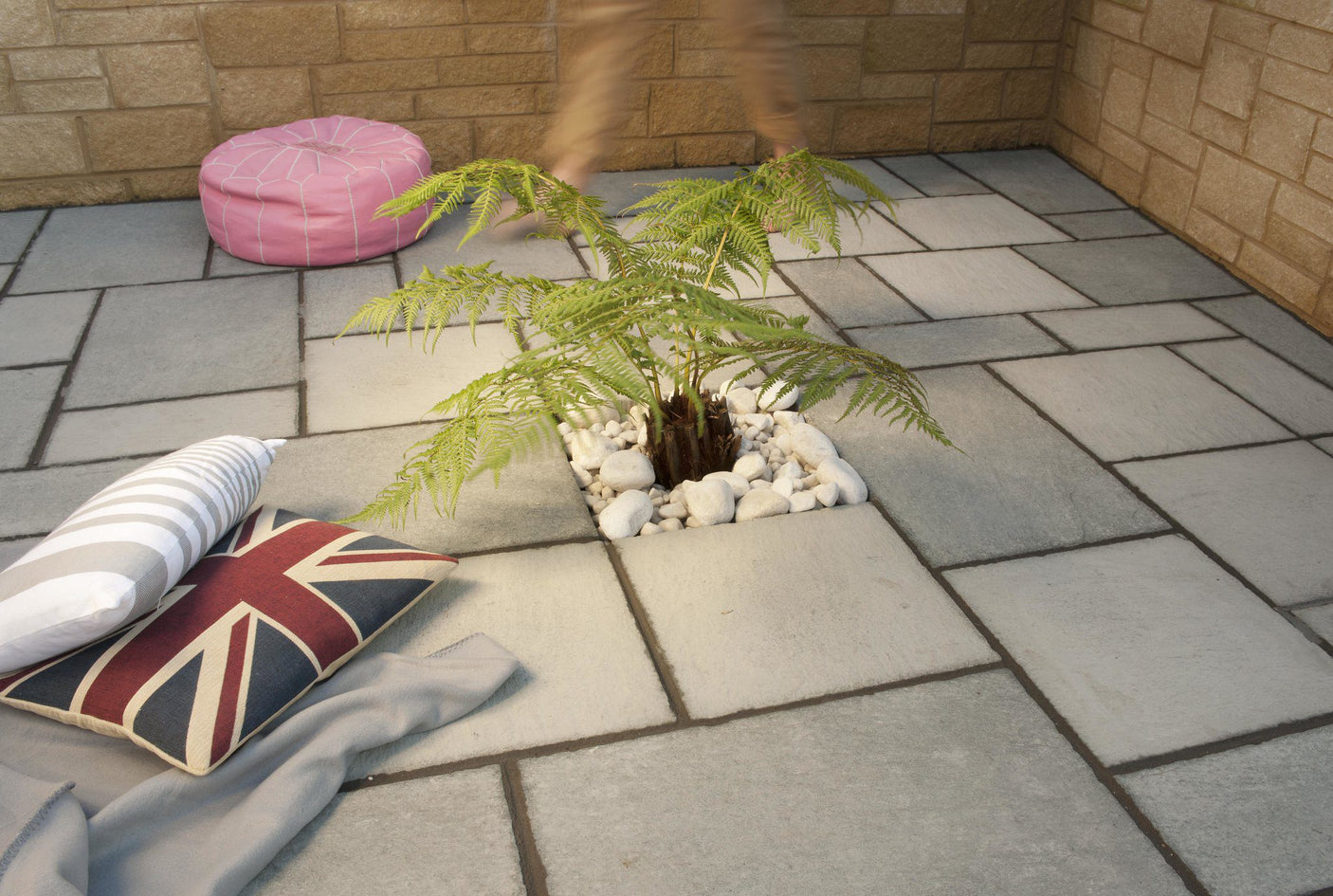 Lakeland Patio Paving Kit 5.76m2