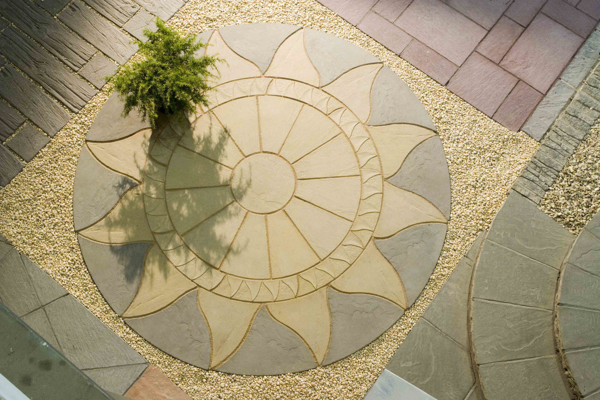 Stratford Sun Circle Patio Paving Kit