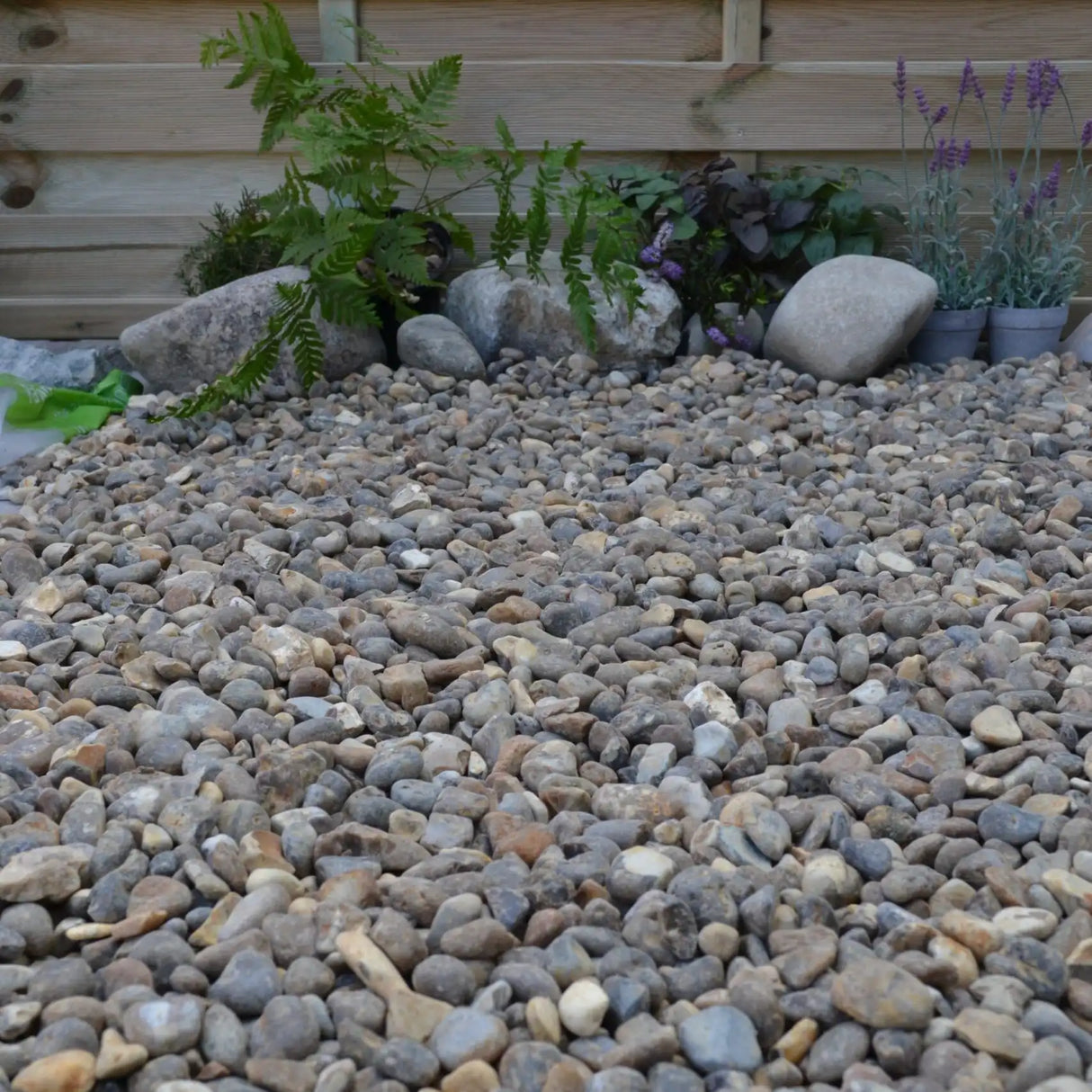 Henham Pebbles 20mm Decorative Gravel Bulk Bag - 750Kg
