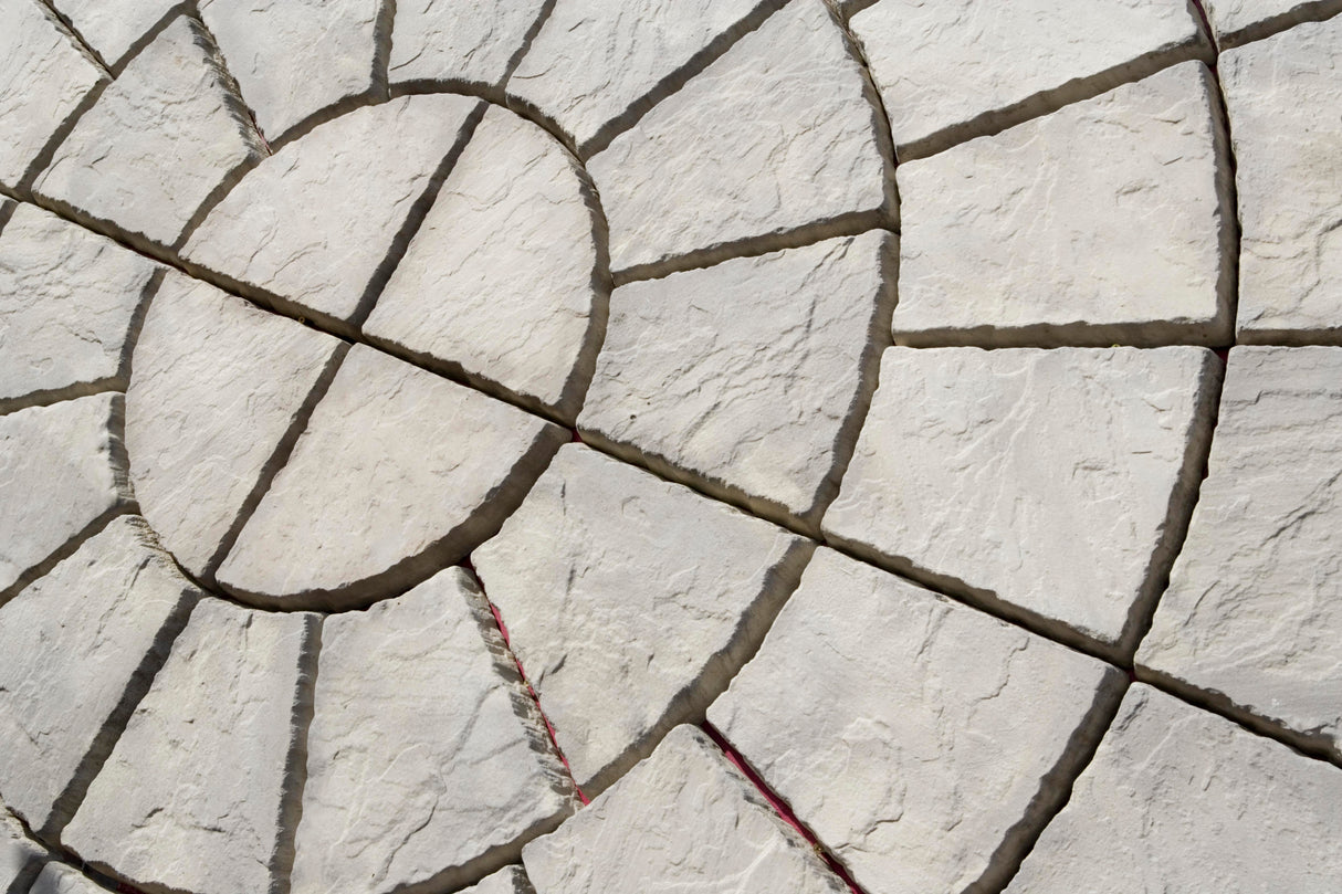 Bowland Stone Cathedral Circular Patio Kit - Weathered Moss - 3.48m