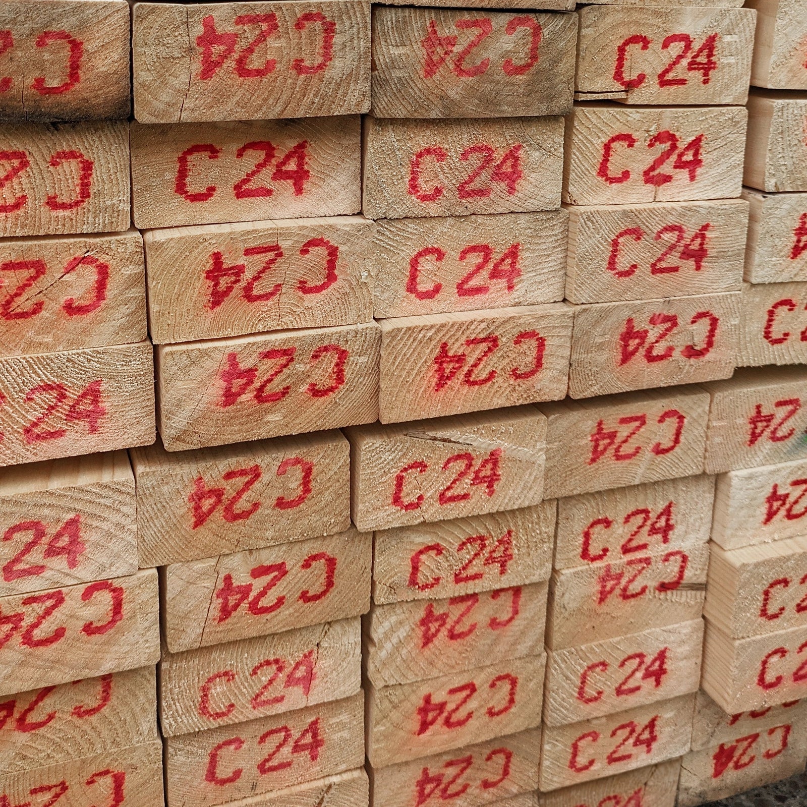 What is the Difference Between C16 vs C24 Timber?
