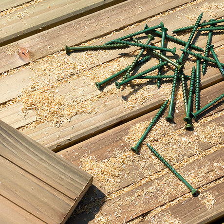 decking-screws-and-treatments