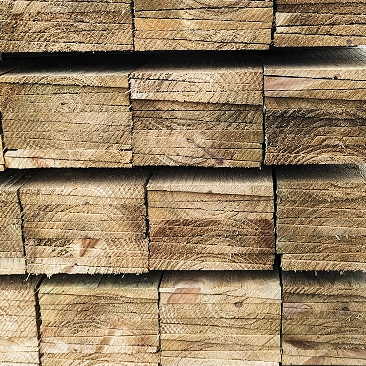 green-treated-feather-edge-boards